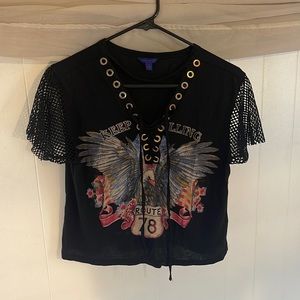 “Keep Rolling” fishnet sleeve T-shirt